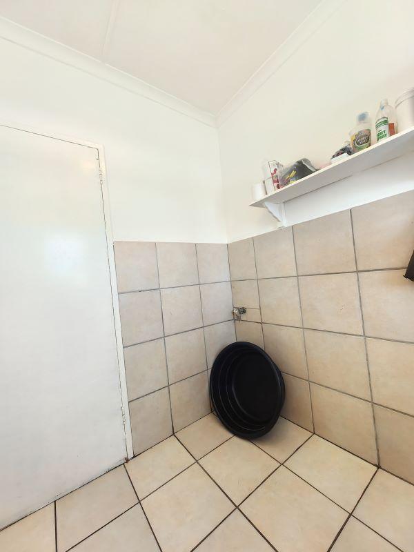 2 Bedroom Property for Sale in Grassy Park Western Cape